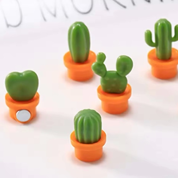 🌵Miniature Cactus Magnet Set🌵 - Picture 3 of 3